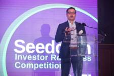 PEYE 221118 KB3 0295