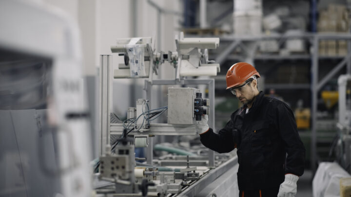 I Stock Business Explorer engineer operating machine