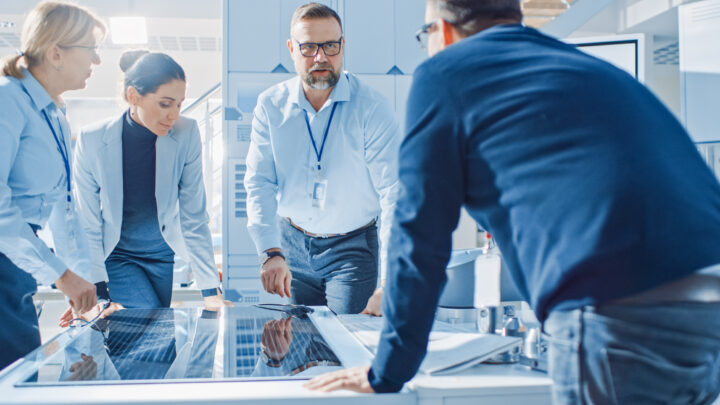 I Stock Horizon Europe meeting in research facility with 4 people